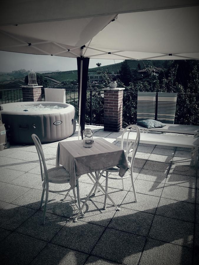 Bed and Breakfast La Terrazza Del Barbaresco Neviglie Exterior foto
